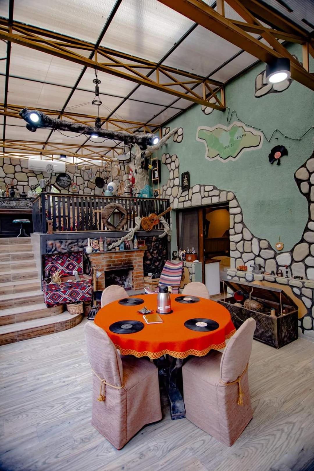 Qilimcha'S Guesthouse-Art Museum Telavi Exteriör bild