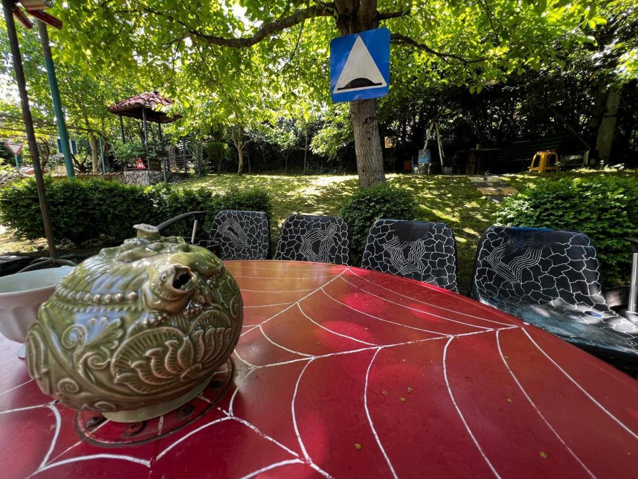 Qilimcha'S Guesthouse-Art Museum Telavi Exteriör bild
