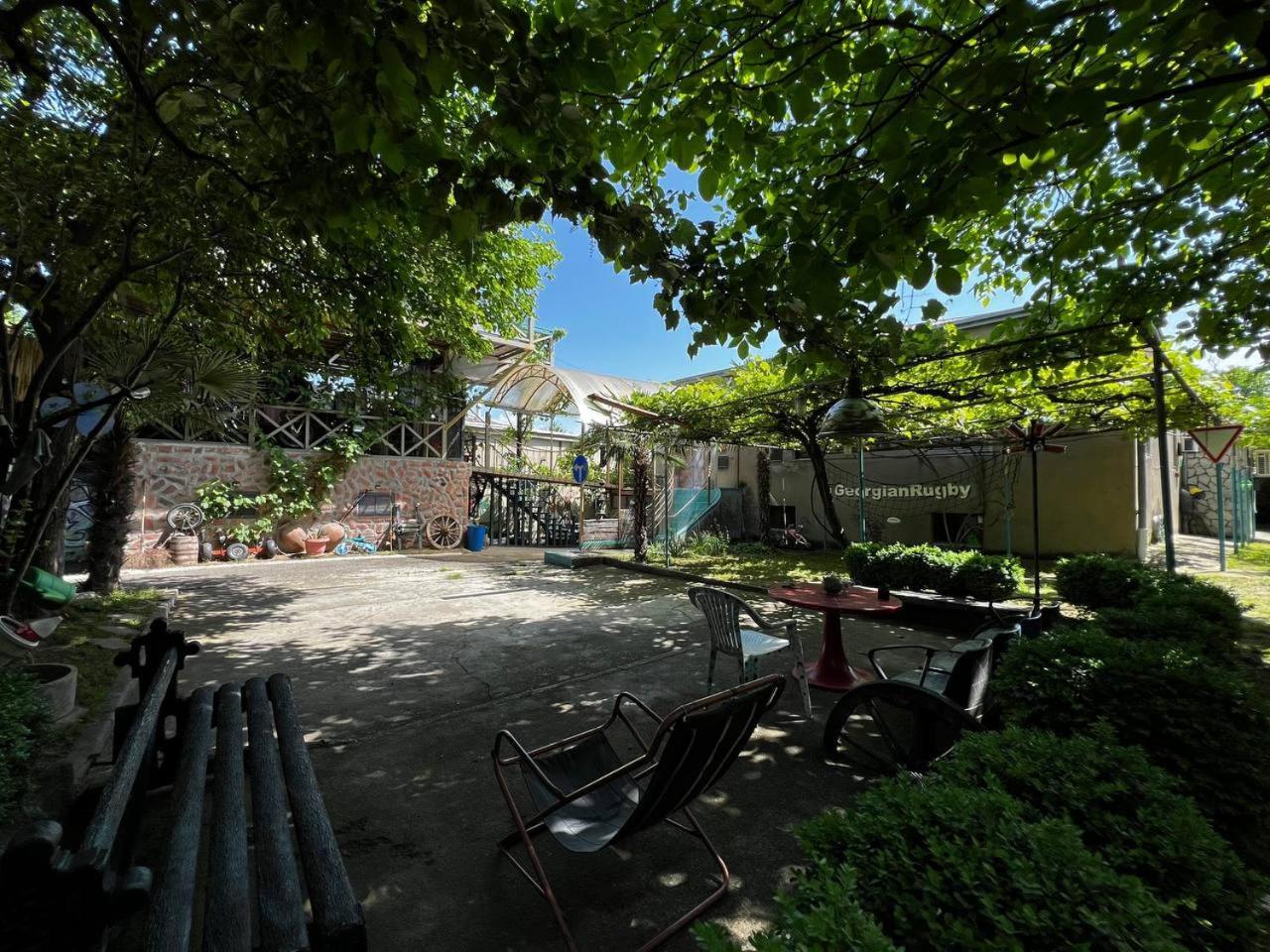 Qilimcha'S Guesthouse-Art Museum Telavi Exteriör bild