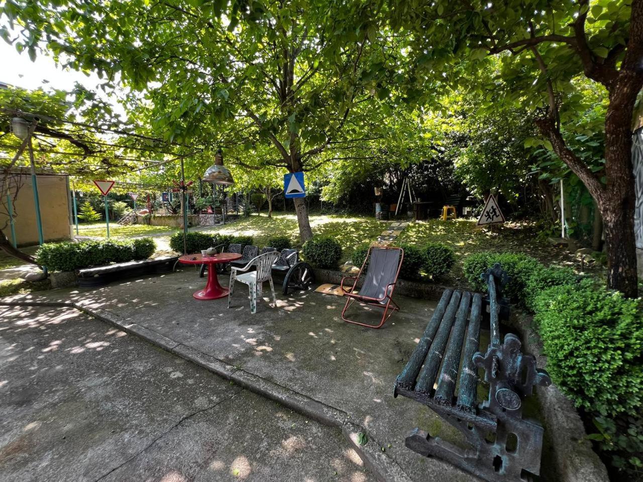 Qilimcha'S Guesthouse-Art Museum Telavi Exteriör bild